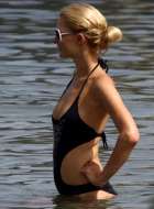 Paris Hilton Shakes Her Ass In A Little Swimsuit